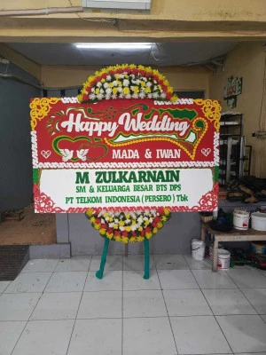 Papan Bunga di Sepanjangjaya Rawalumbu